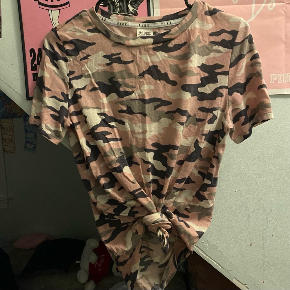 VS PINK Basic Scoop Neck Tee